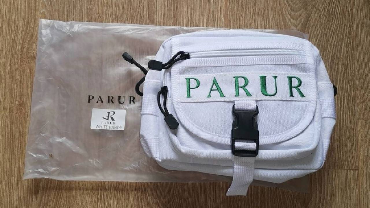 Where to Buy Sacoche Parur